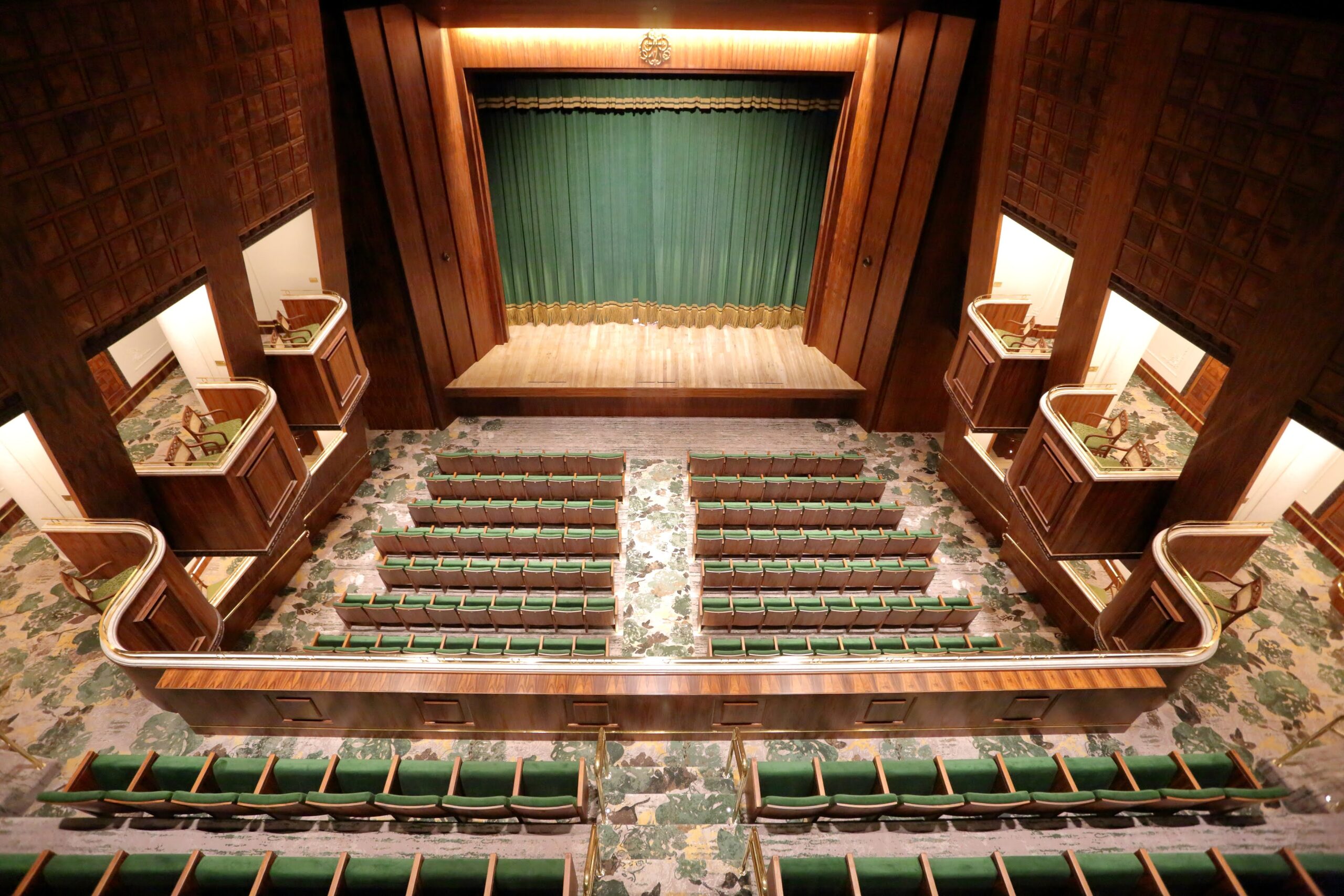 Teatro Copacabana Palace reabre com musical