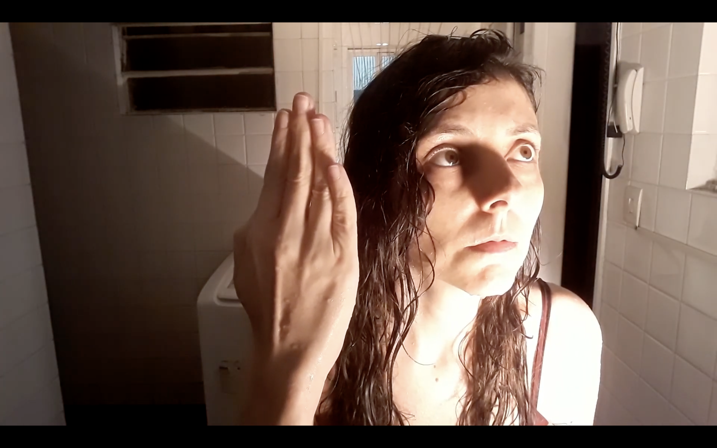 SEU TEXTO, MEU CORPO | OFF – MOSTRA DE TEATRO DE GRUPOS DO ES EM INTERCÂMBIO COM SATYRIANAS/SP